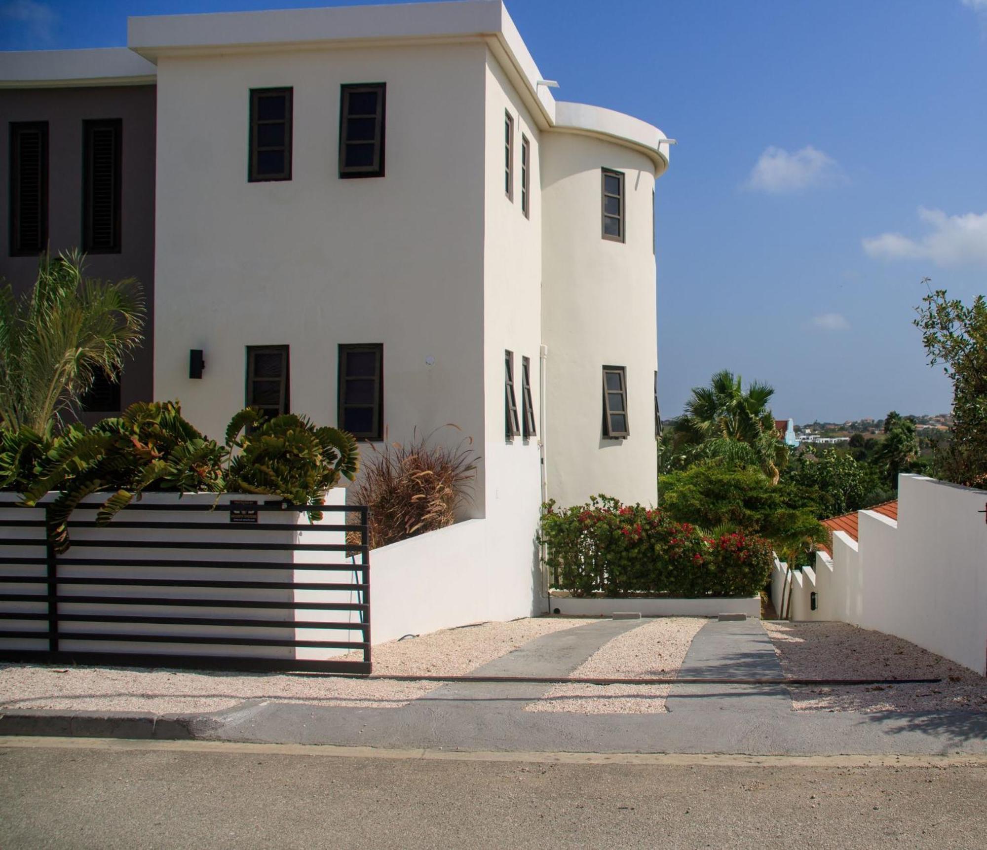 Major. Suites Curacao يلمستاد المظهر الخارجي الصورة